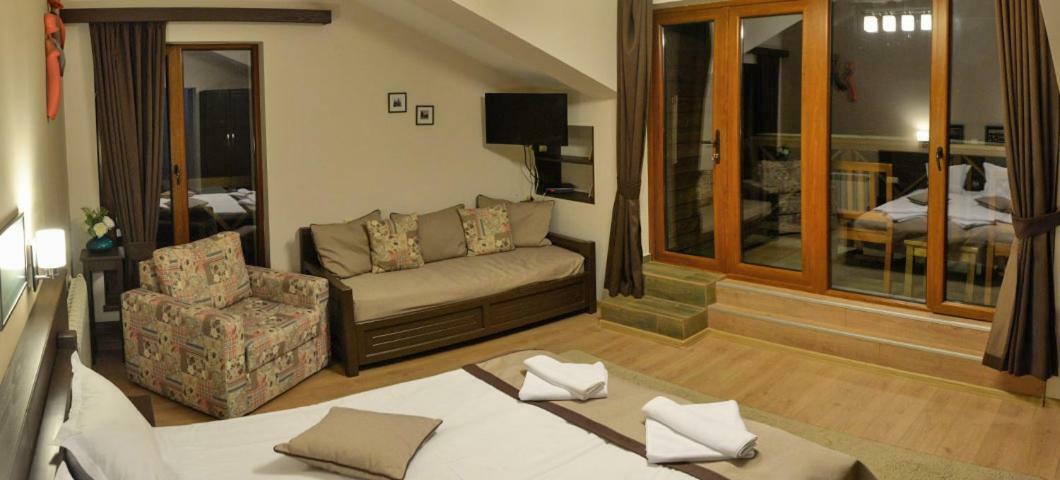 Family Hotel Balkanci Uzana Luaran gambar